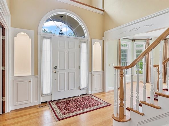10 Oak Street, Hopkinton MA 01748