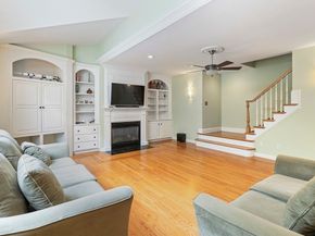 10 Oak Street, Hopkinton MA 01748