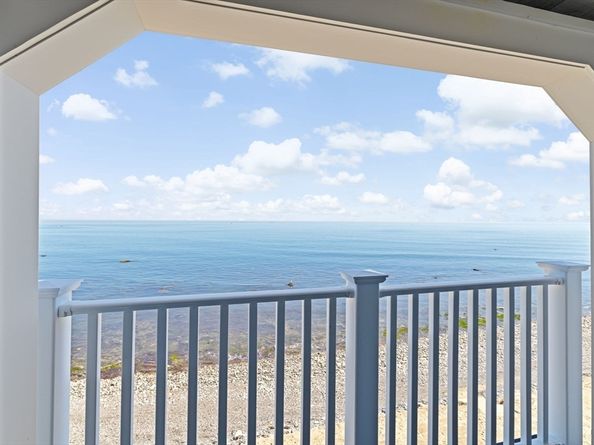 55 Seaside Rd, Scituate MA 02066