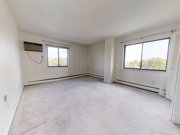 164 Galen St 65, Watertown MA 02472