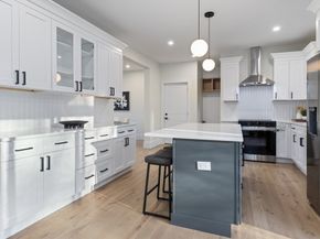 8 Hudson Ave, Grafton MA 01519