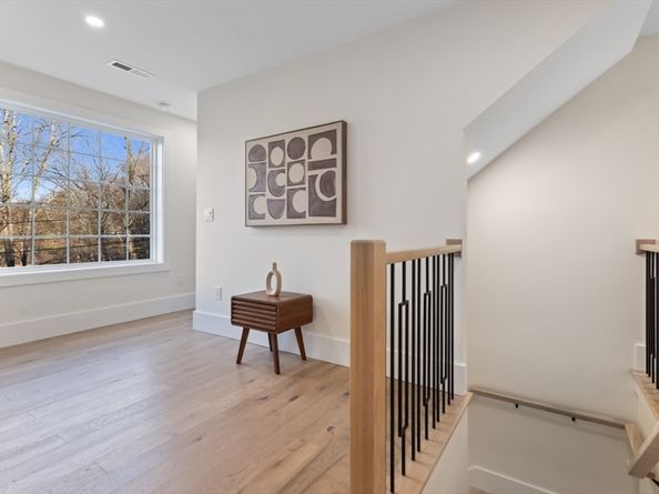 8 Hudson Ave, Grafton MA 01519