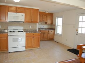 1 Tarkiln Rd, Kingston MA 02364