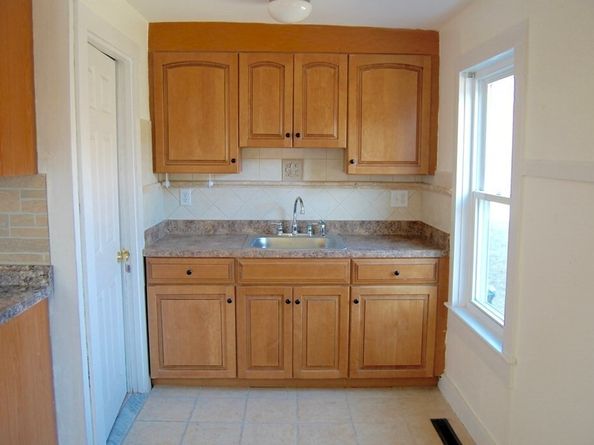 1 Tarkiln Rd, Kingston MA 02364