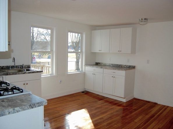 1 Tarkiln Rd, Kingston MA 02364
