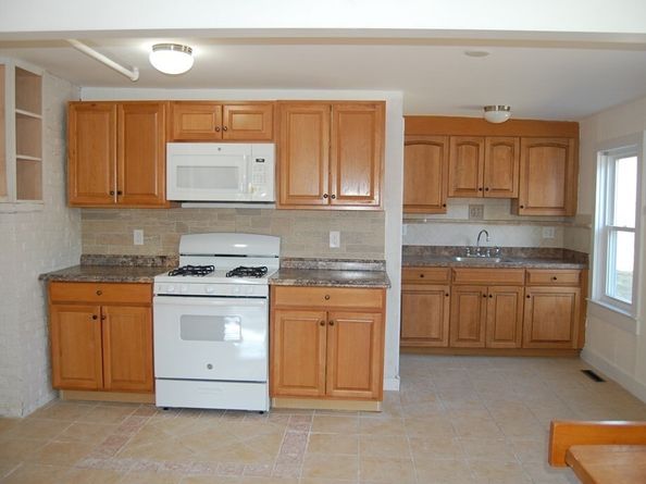 1 Tarkiln Rd, Kingston MA 02364
