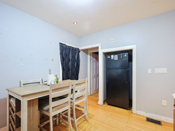 39 Torrey St 1, Boston MA 02124