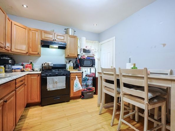 39 Torrey St 1, Boston MA 02124