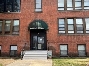 593 Main St SL4, Leominster MA 01453