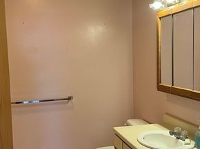593 Main St SL4, Leominster MA 01453