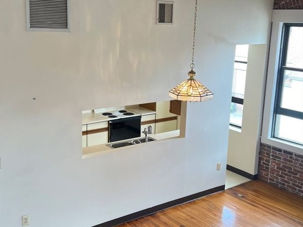 593 Main St SL4, Leominster MA 01453
