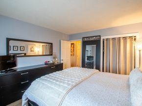 164 Galen St 33, Watertown MA 02472