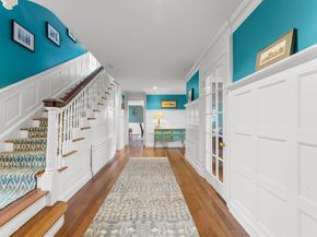 6 Chanticleer Dr, Beverly MA 01915