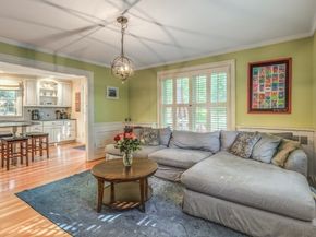 6 Chanticleer Dr, Beverly MA 01915