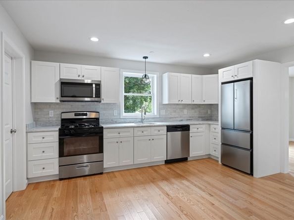 64 North Main Street 64, Westford MA 01886