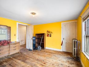 1 Elm St, Marlborough MA 01752