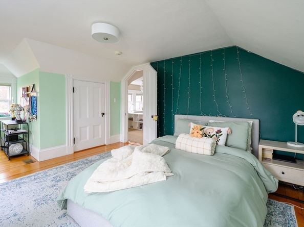 93 Main Street, Hingham MA 02043