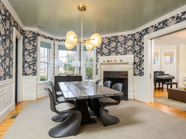93 Main Street, Hingham MA 02043