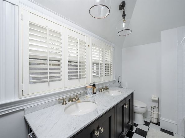 93 Main Street, Hingham MA 02043