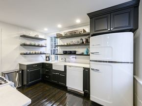 93 Main Street, Hingham MA 02043