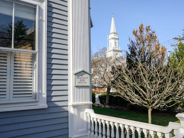 93 Main Street, Hingham MA 02043