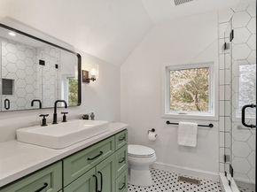 4 Greenfield Ln 4, Concord MA 01742