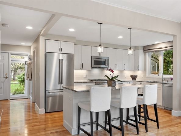 4 Greenfield Ln 4, Concord MA 01742