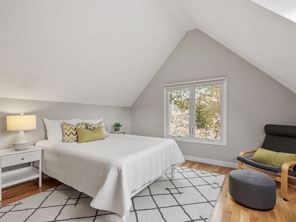 4 Greenfield Ln 4, Concord MA 01742