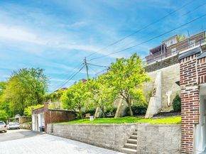 140 Columbia St 1, Brookline MA 02446