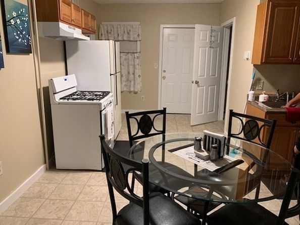 16 Wardwell Ct, Southbridge MA 01550