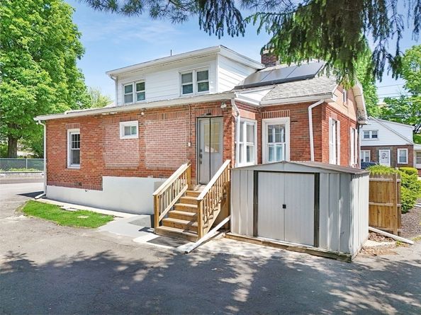 22 Fruit Street, Leominster MA 01453