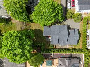 7 Bemis Rd, Wellesley MA 02481