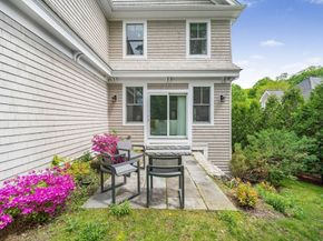 7 Bemis Rd, Wellesley MA 02481