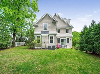 7 Bemis Rd