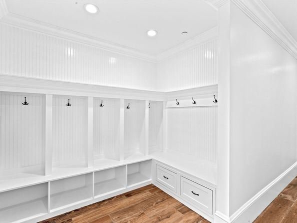 45 Ocean Ledge Dr, Cohasset MA 02025
