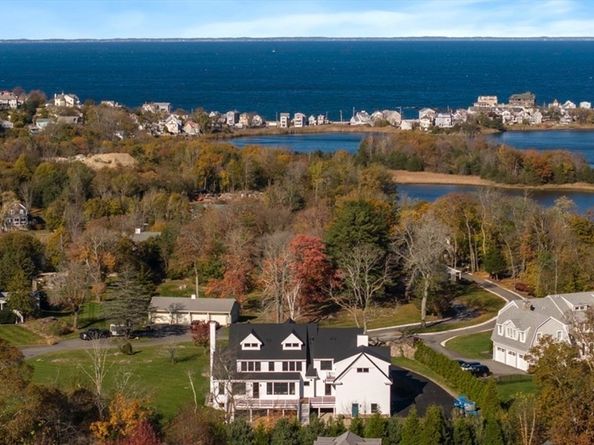 45 Ocean Ledge Dr, Cohasset MA 02025