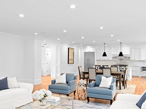 45 Ocean Ledge Dr, Cohasset MA 02025