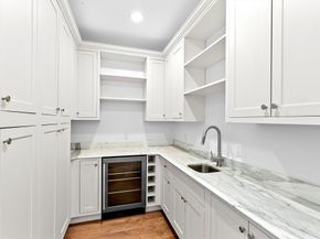 45 Ocean Ledge Dr, Cohasset MA 02025
