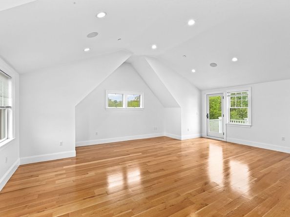 45 Ocean Ledge Dr, Cohasset MA 02025