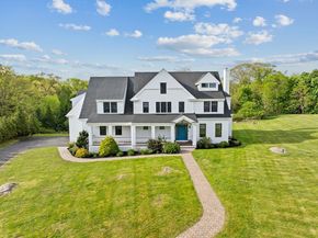 45 Ocean Ledge Dr, Cohasset MA 02025