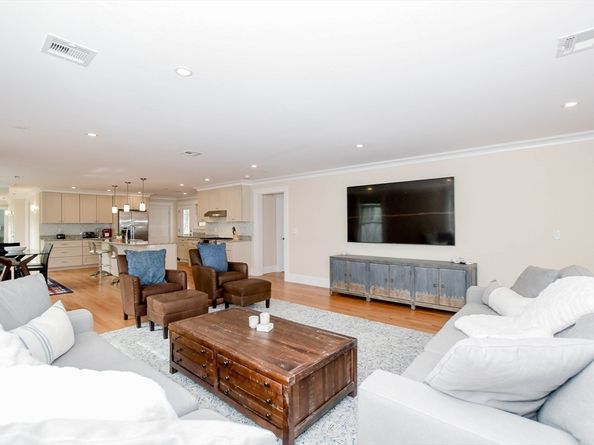 324 Front Street 2, Marion MA 02738