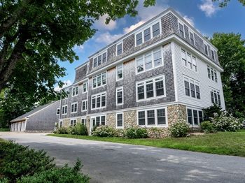 324 Front Street