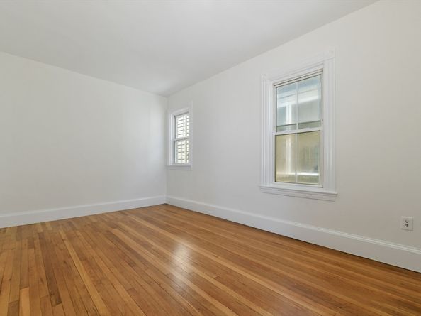 50 Mount Vernon 3, Boston MA 02125