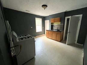 14 Felton St, Fitchburg MA 01420