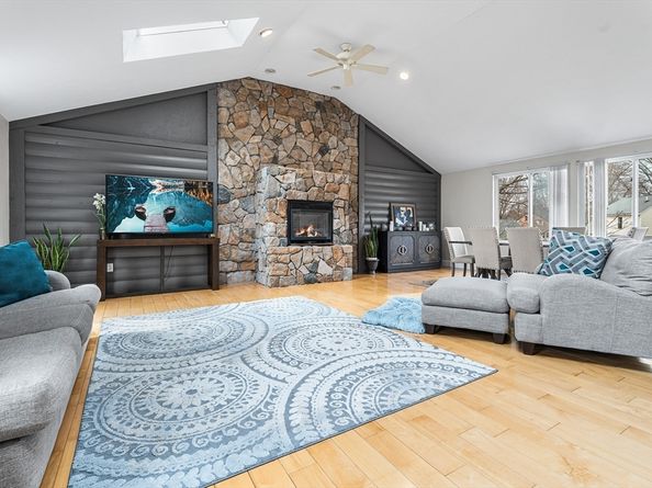 661 Main St 661, Millis MA 02054