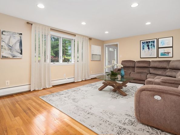 35 Faulkner Hill Road, Acton MA 01720