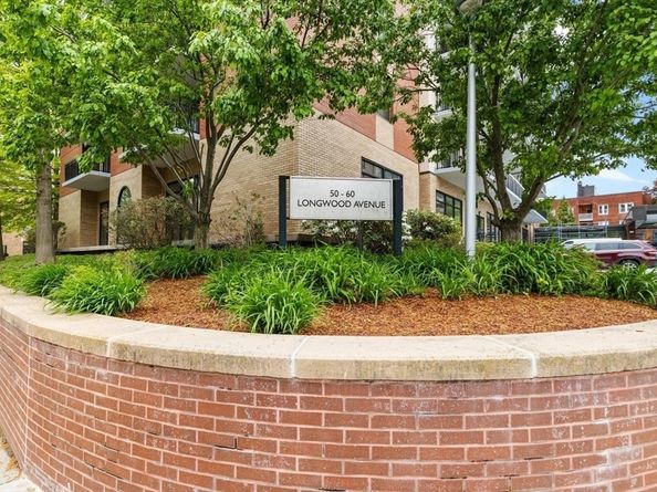 50 Longwood Ave 311, Brookline MA 02446