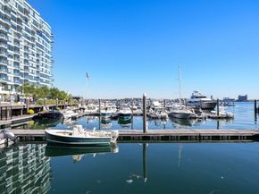 50 Liberty Drive 7L, Boston MA 02210