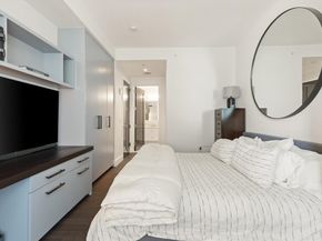 50 Liberty Drive 7L, Boston MA 02210