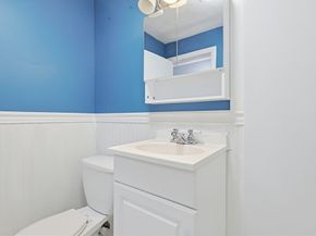 45 Oval Rd 34, Quincy MA 02170